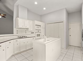 8113 Elkhorn Mountain Trl, Austin, TX 78729