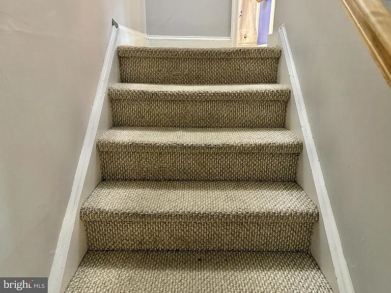 64 Woodway Dr — Photo 22