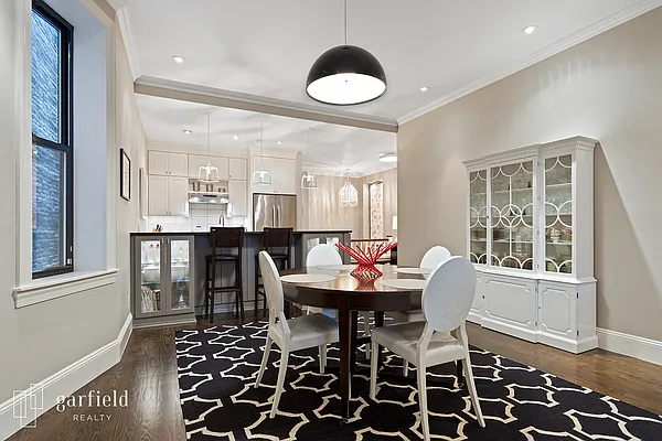 Rented by Garfield Realty  | media 4