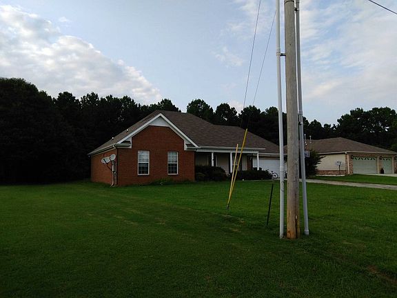 4th image of 201 Malone Dr