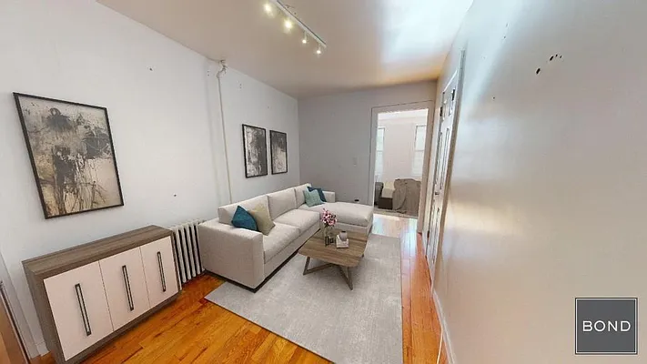 Rented by Bond New York | media 21