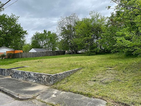 Vacant 4,487 square foot lot