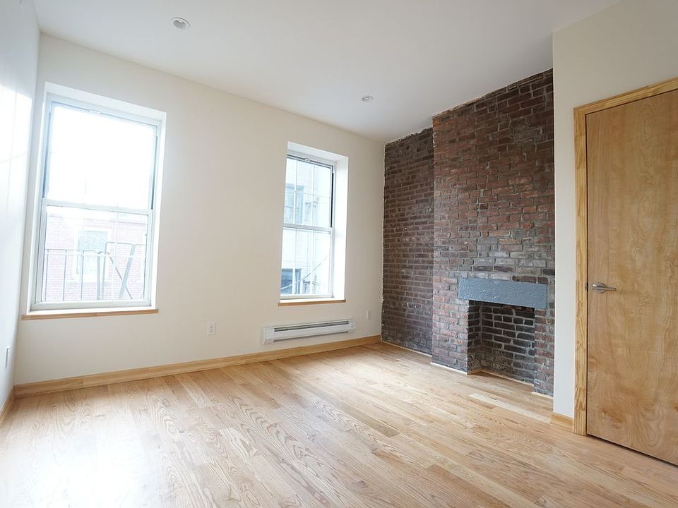 2nd image of 347 E 14th St APT 4R