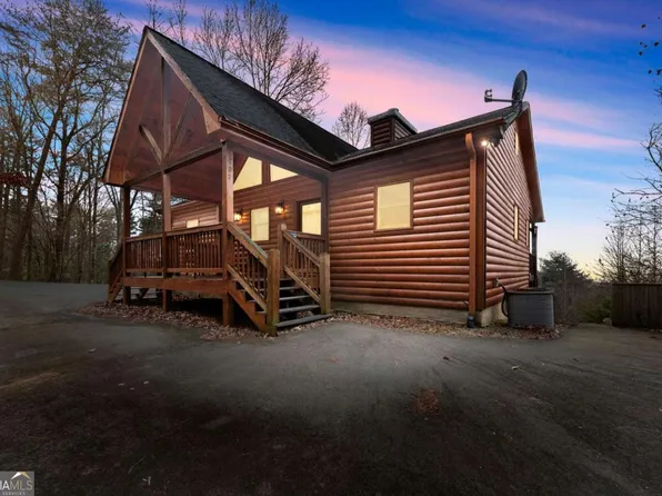 437 Spruce Cir, Mineral Bluff, GA 30559