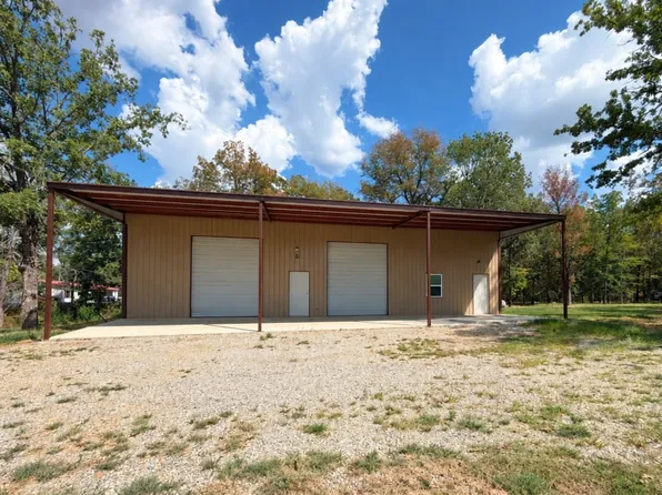 1368 County Road 45080, Powderly, TX 75473