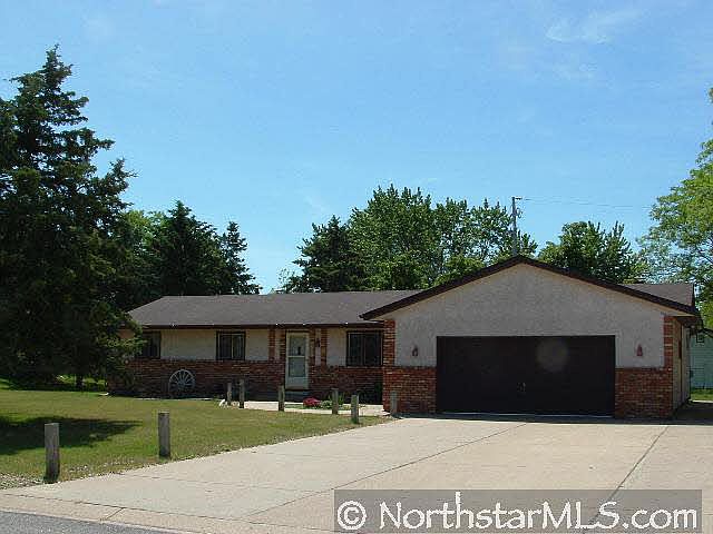 1st image of 817 Meadowwood Drive