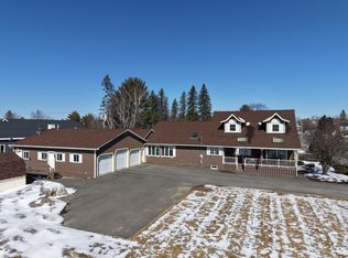 42 Fort Street, Mars Hill, ME 04758
