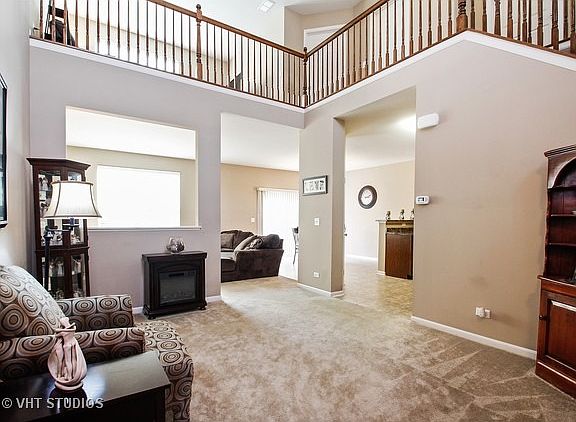 3rd image of 518 S Jade Ln #518