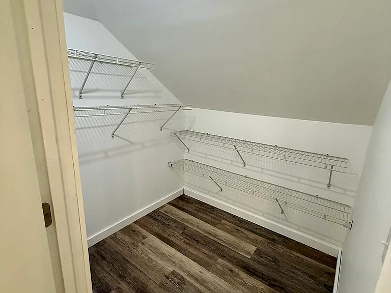 242 Washington Blvd #1/2 — Photo 6