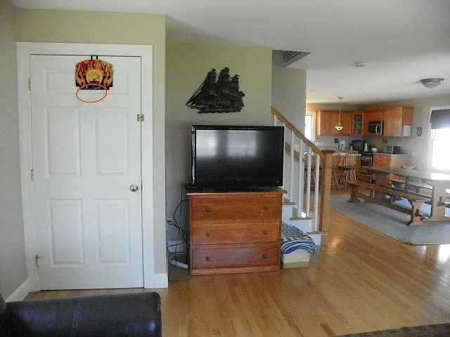37 Hull St — Photo 8