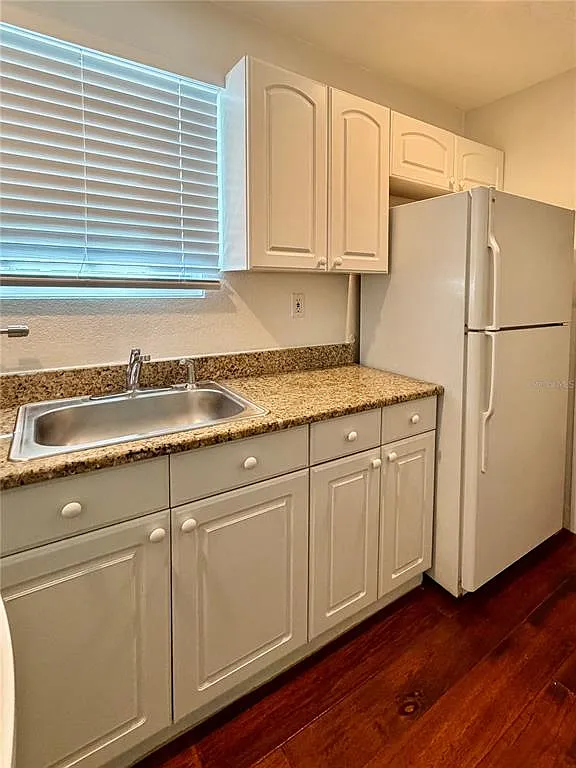 Studio, 1.0 bath, 454 sqft, $1,400 — Photo 4