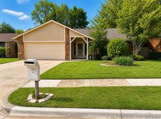 13801 E 33rd Pl, Tulsa, OK 74134