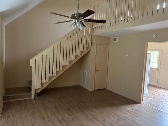 2nd image of 4721 Tessie Ln