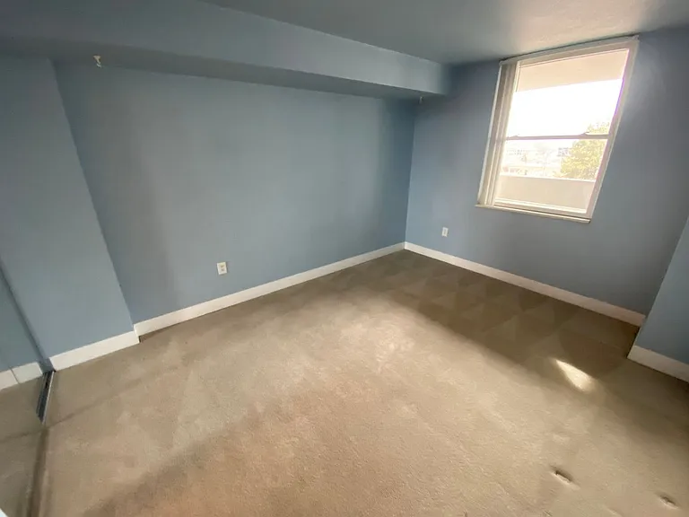 601 W 11th Ave #512 — Photo 15