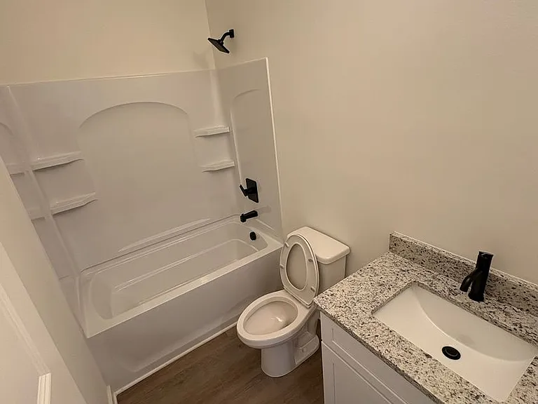 310 Cedar St — Photo 26