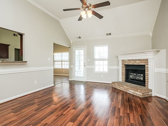 4th image of 8332 Pinnacle Dr