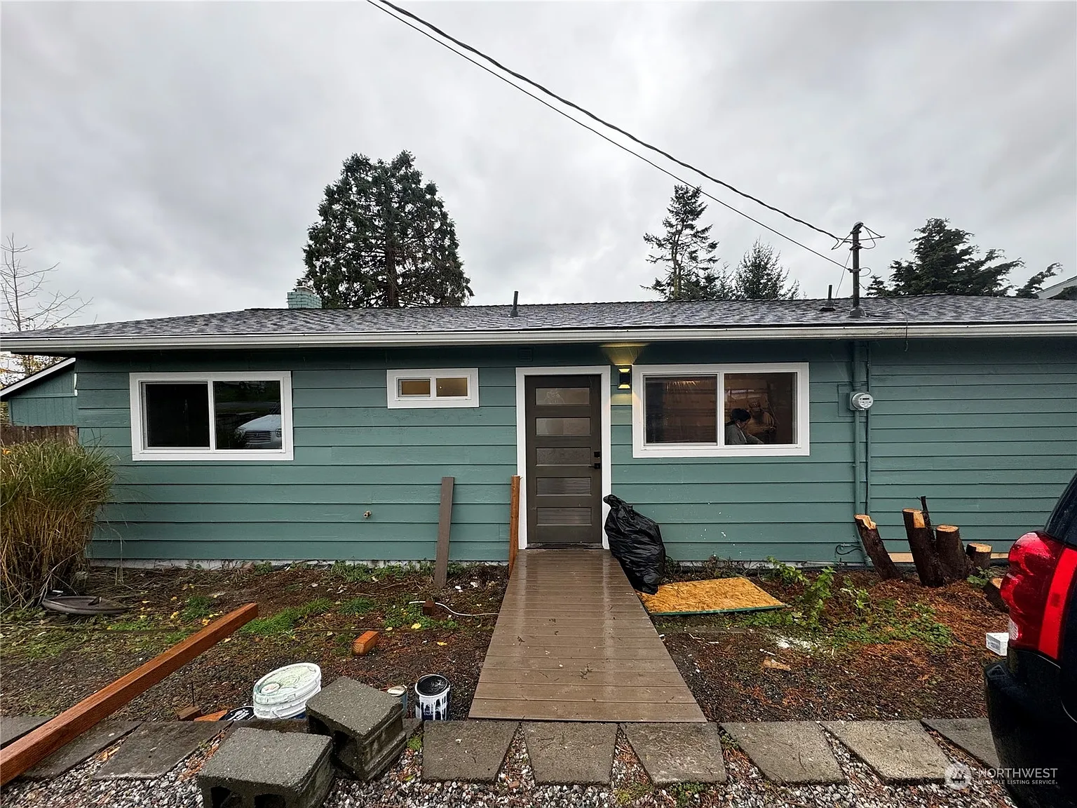 5521 Hillvue Road photo 1