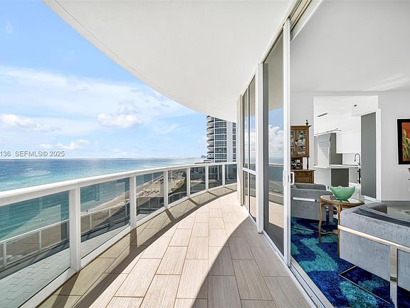 4th image of 16001 Collins Ave #701