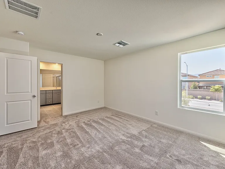 10167 Glowing Amber St — Photo 8