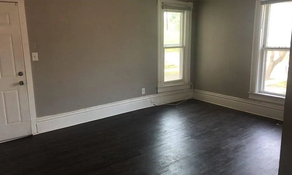 Living room/bedroom
