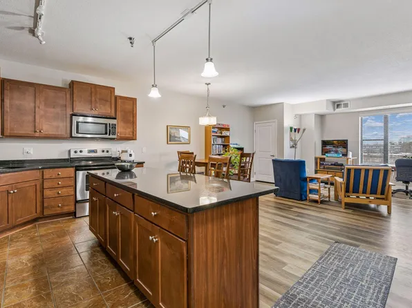 1155 Ford Rd APT 407, Saint Louis Park, MN 55426