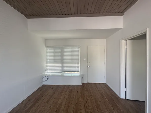 450 Midvale Ave, Los Angeles, CA 90024