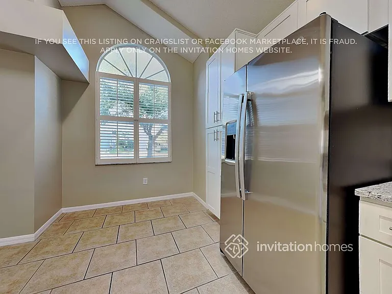 27439 Breakers Dr — Photo 8