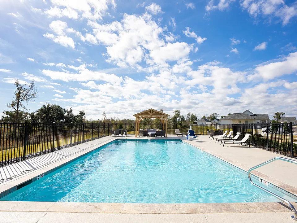 Country Club Cottages