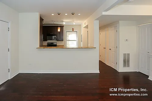 3758 N Sheffield Ave #1 Photo 1