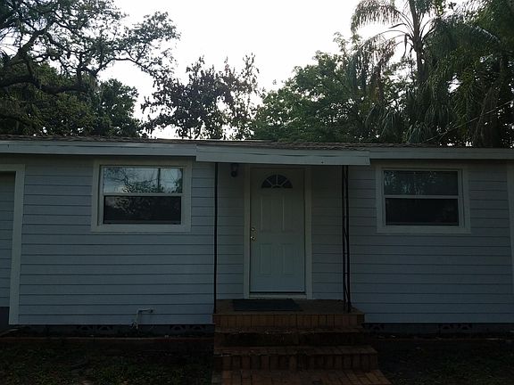 5th image of 8722 N Tampa St