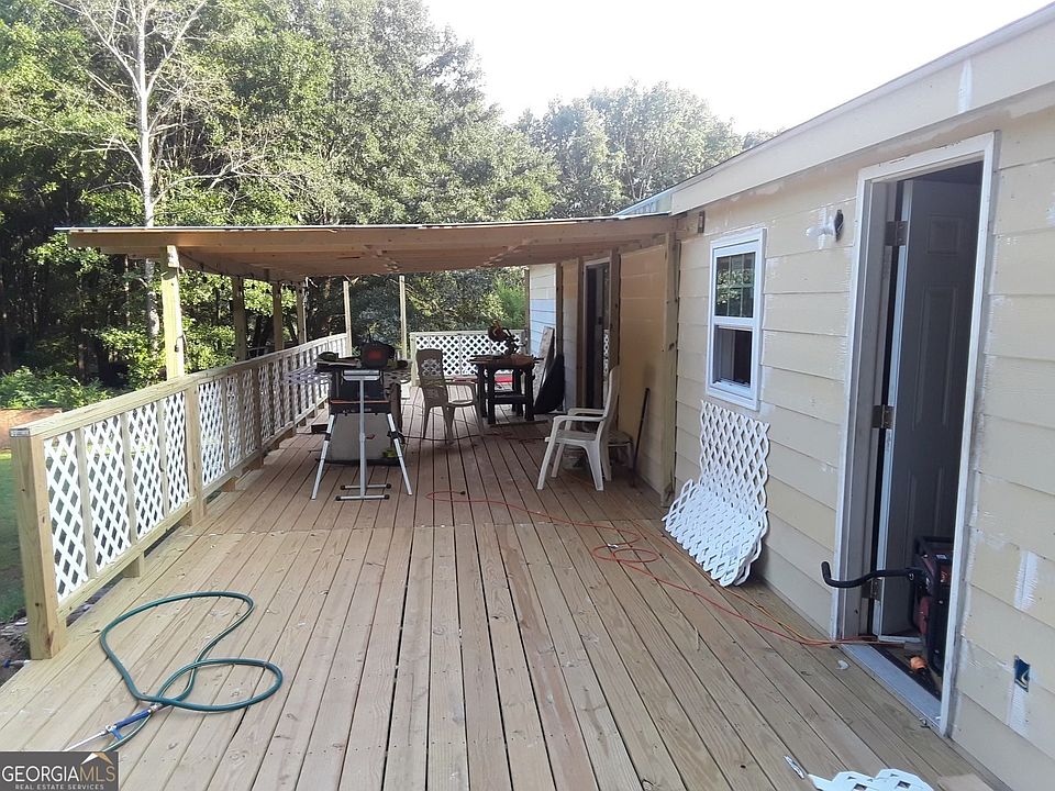 2nd image of 32 Ridge Dr