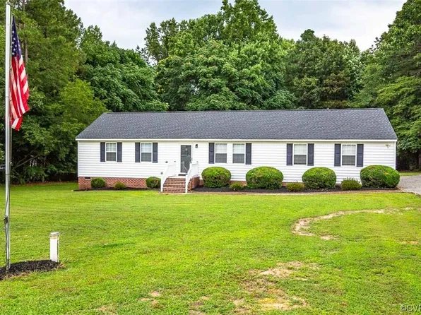 124 N Moncuin Dr, Aylett, VA 23009