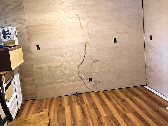 2nd image of 724 Stocking Ave NW