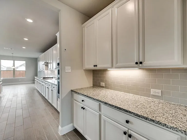 412 Winding Creek Ln — Photo 11