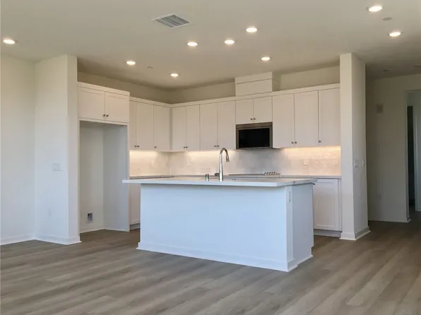 10788 Telegraph Rd, Rosemead, CA 91770