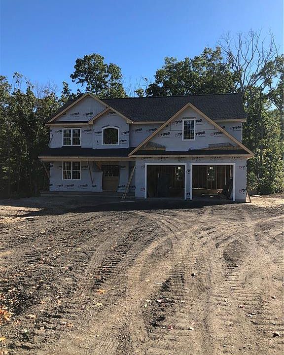 2nd image of 697 County St