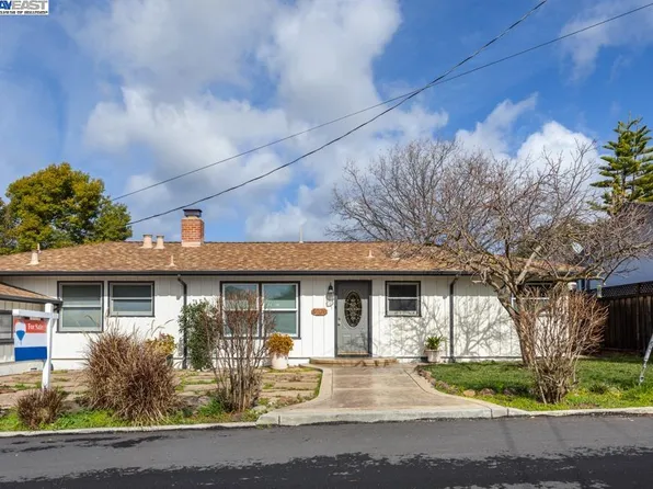 4026 Marshall Ln, Castro Valley, CA 94546