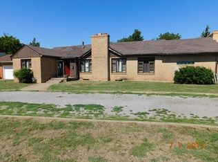 721 N 15th St, Frederick, OK 73542