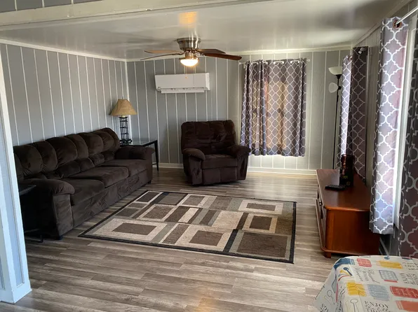 215 N Irving Ave #2, Colonial Beach, VA 22443