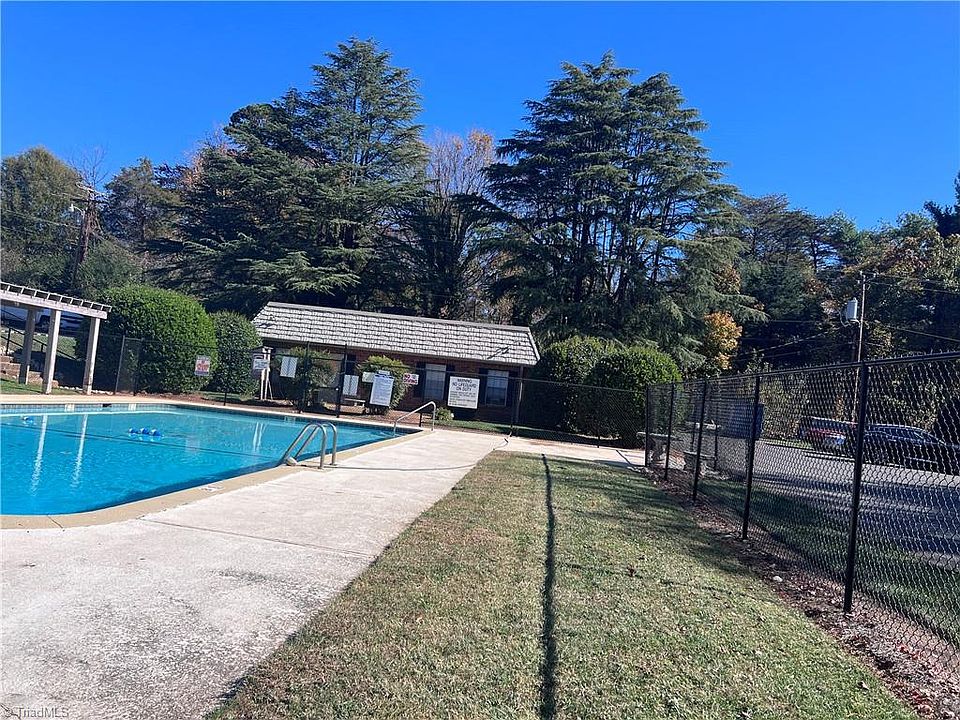 2nd image of 3814 Country Club Rd APT E