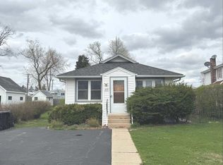 235 Kimball Ave, Wauconda, IL 60084