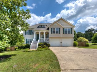 11 Dogwood Ct, Aragon, GA 30104