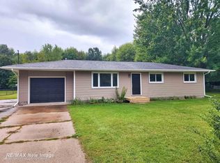 11355 Ferden Rd, Chesaning, MI 48616