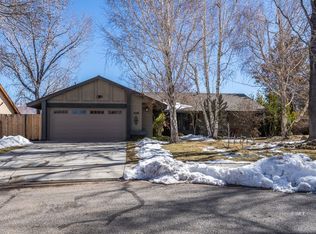 1608 Paiute Cir, Bishop, CA 93514