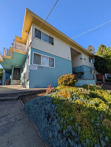 3811 39th Ave #1 Photo 1