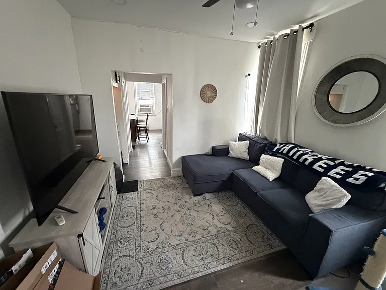 680 Summit Ave #2 — Photo 7