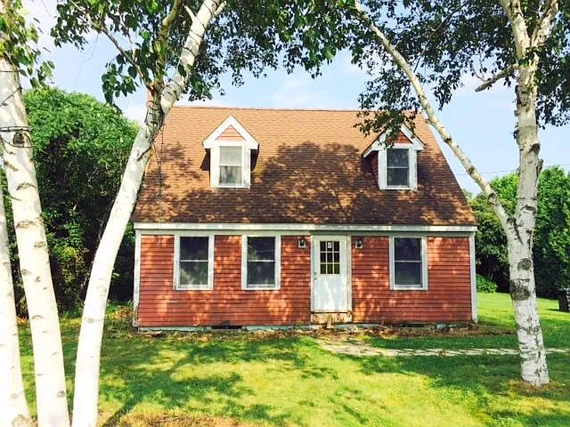 4 bed, 1.5 bath, 1365 sqft, $3,650 — Photo 1