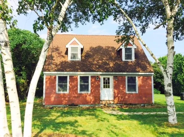 33 Russell St, Sunderland, MA 01375