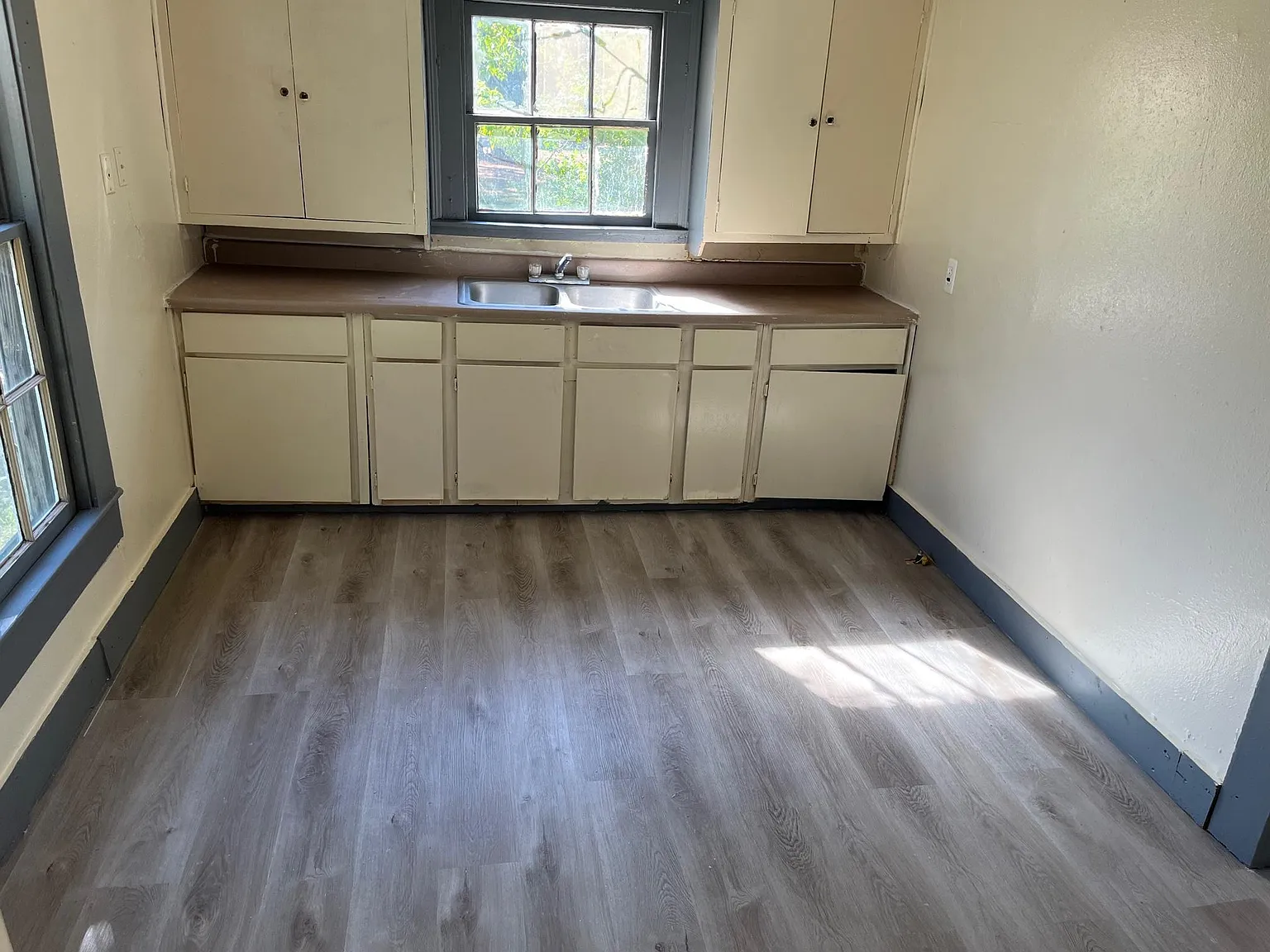 3 bed, 1400 sqft, $1,000 — Photo 4