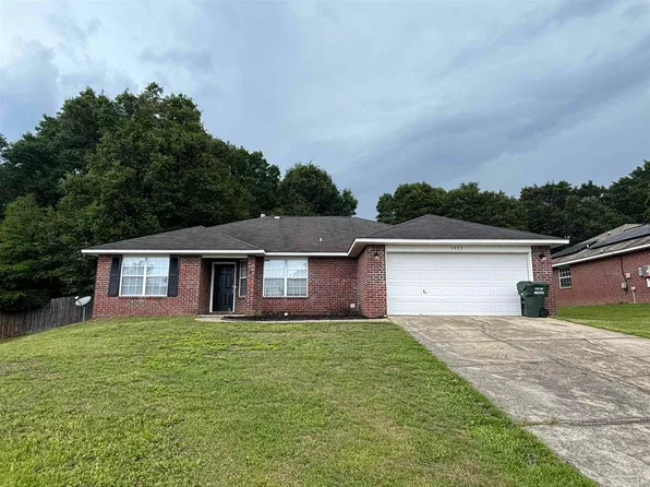 5997 Ashton Woods Cir, Milton, FL 32570